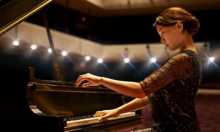 生演奏の響きを深く豊かに